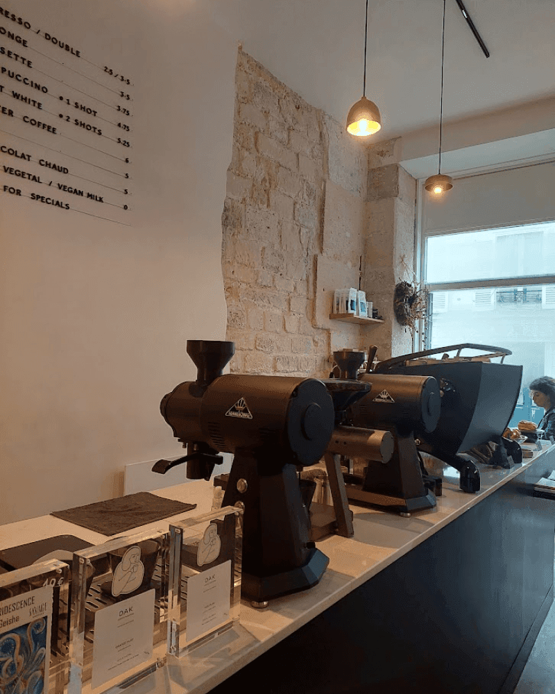 specialty coffee clove in paris france 3